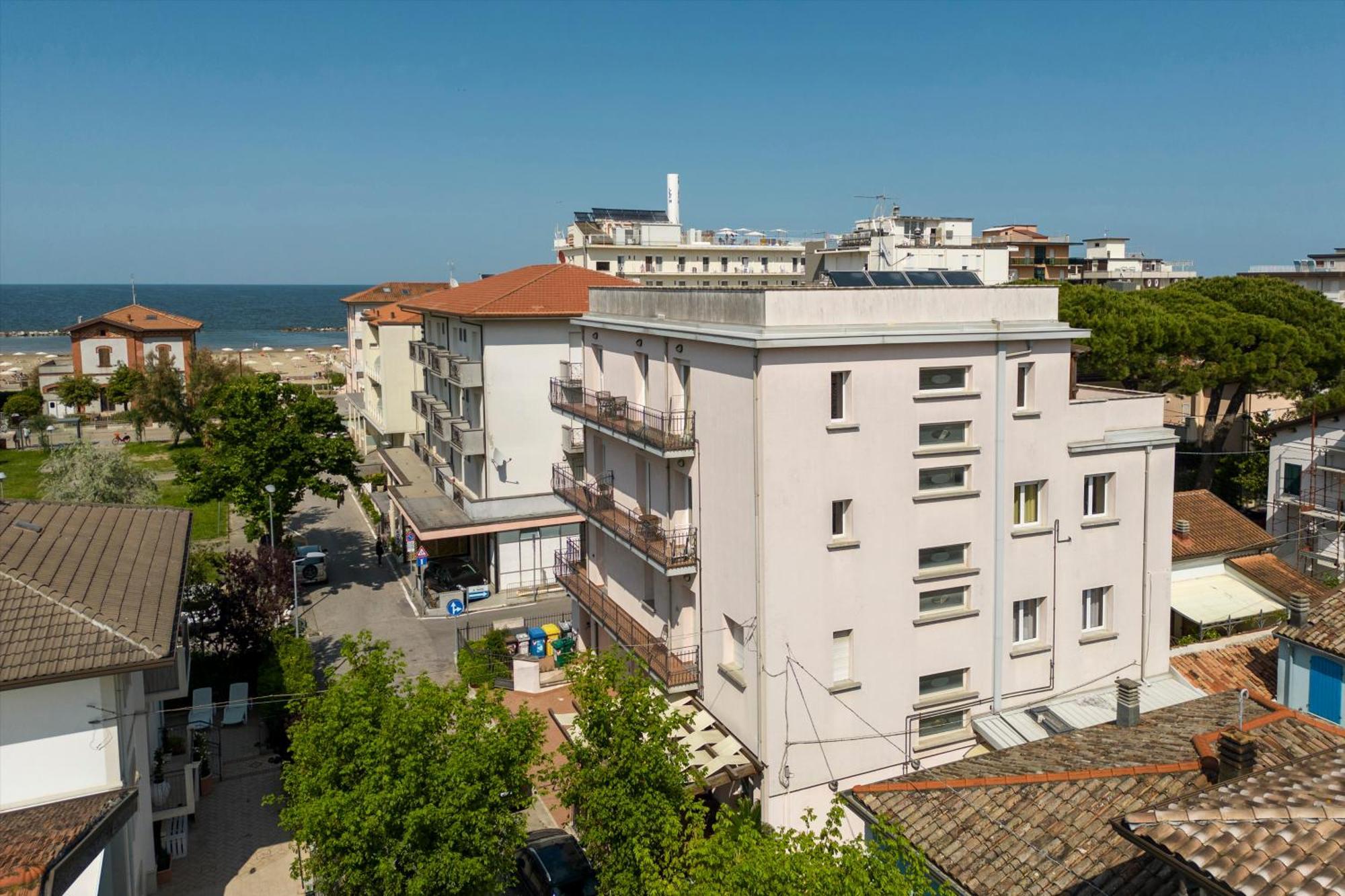 Residence Tre Trilo&Suites Rimini Exterior photo