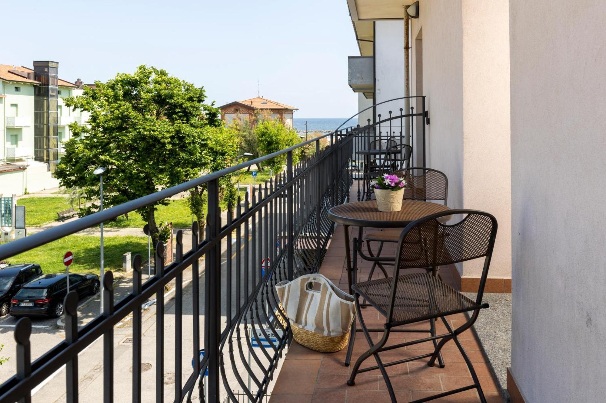 Residence Tre Trilo&Suites Rimini Exterior photo