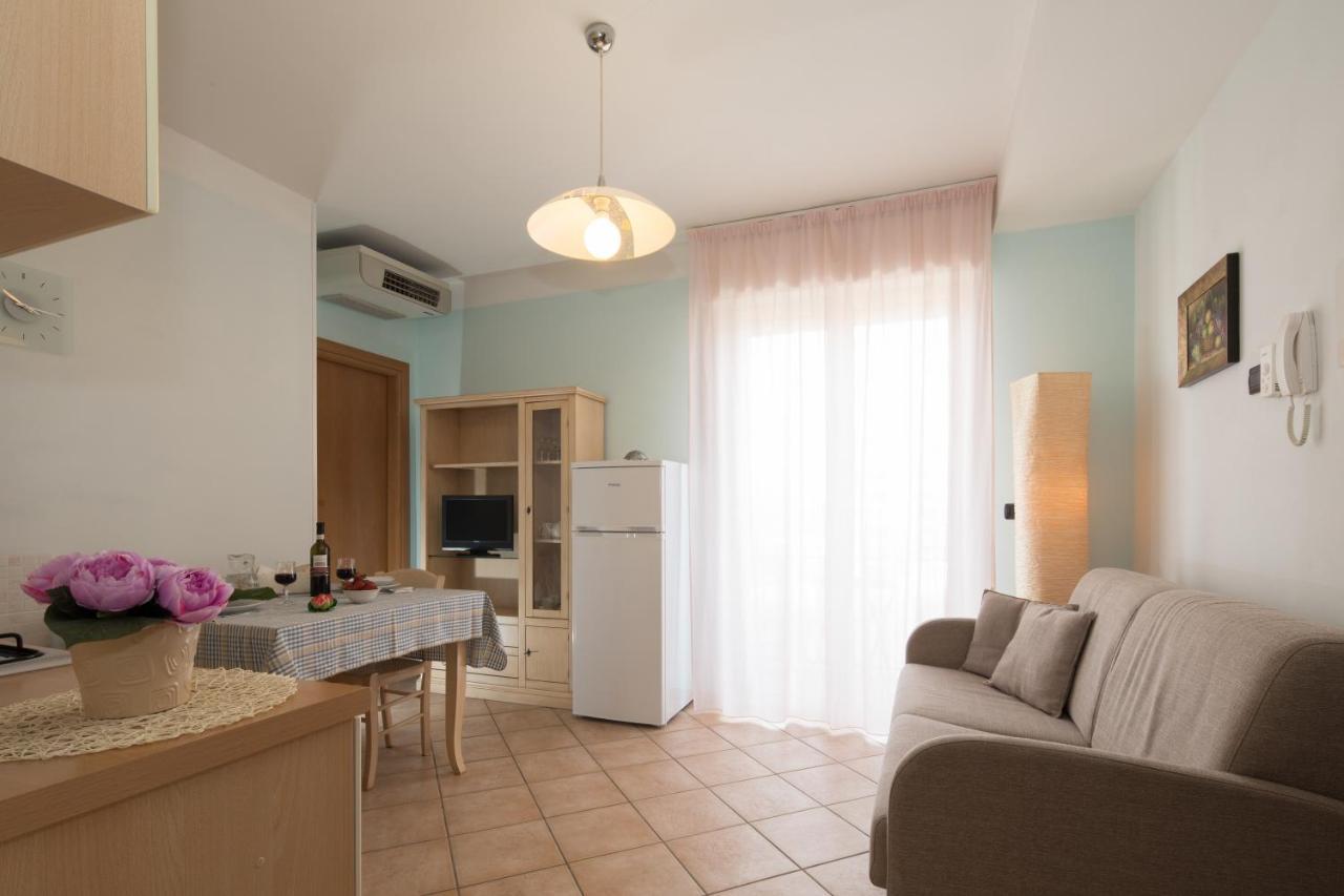 Residence Tre Trilo&Suites Rimini Exterior photo
